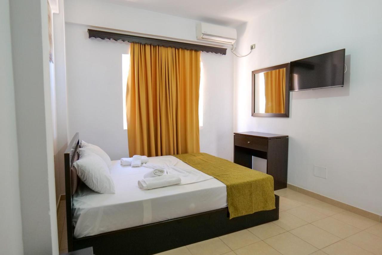 Verano Hotel Saranda Zewnętrze zdjęcie